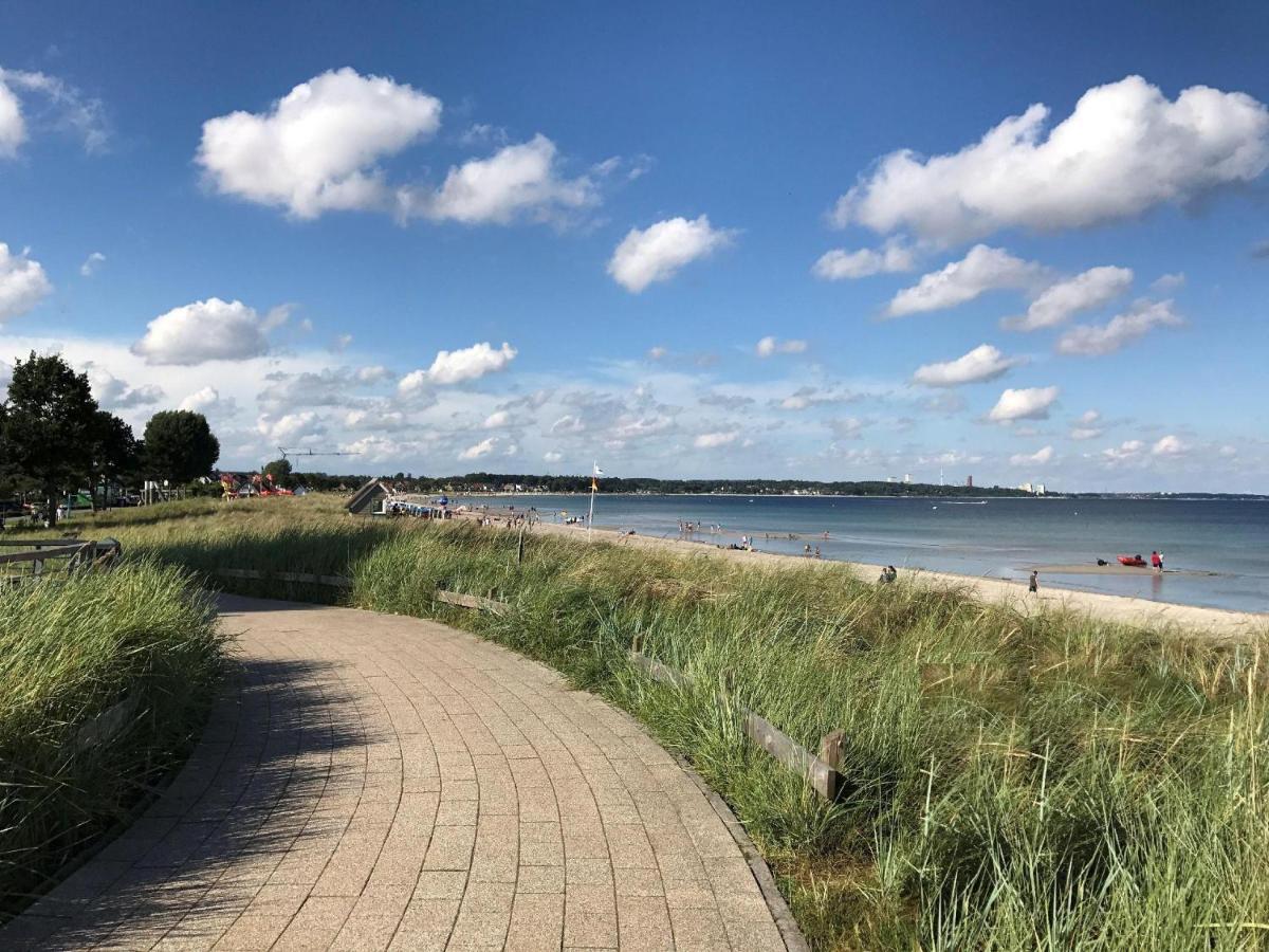Res-511-Residenz-Teilseeblick Scharbeutz Exteriör bild